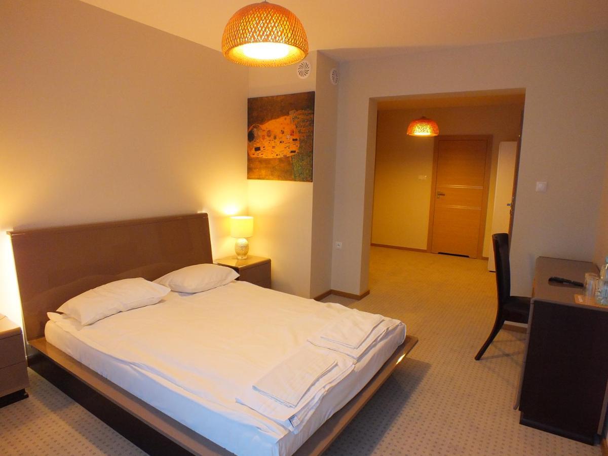 Eco Hotel 3*